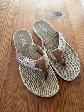 Sperry Women's Tan and Cream Braided Thong Sandals